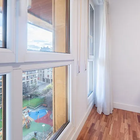 Carilo Zurriola By Beauty