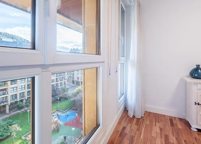 Carilo Zurriola By Beauty