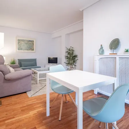 Carilo Zurriola By Beauty *